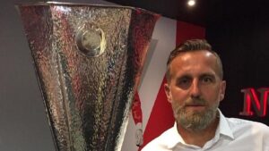 L’ex Lazio Poborsky compie 49 anni, gli auguri dei tifosi della Juventus
