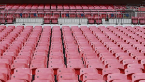 Tifosi negli stadi, Costa (sottosegr. Salute): «Riapertura a maggio non ufficiale»