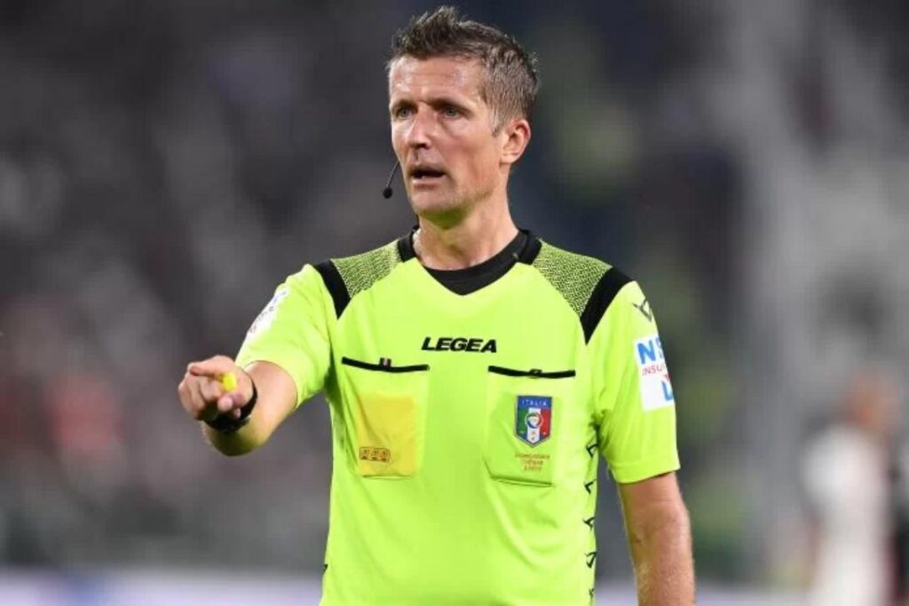 Serie A, omaggio da BRIVIDI per Orsato al termine di Atalanta-Fiorentina sua ultima gara 1 orsato