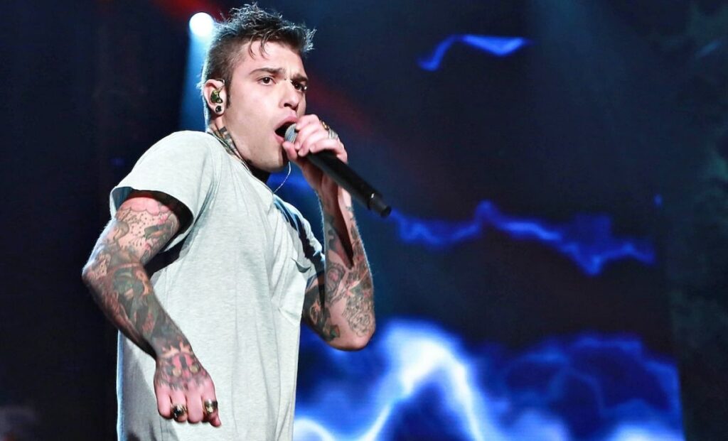 Fedez svela: «Ecco cosa è successo durante Bologna Lazio» 1 fedez