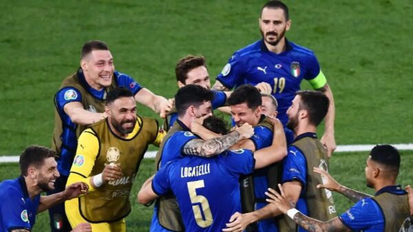 nazionale immobile social