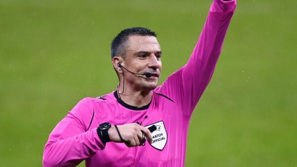 Arbitro belgio italia
