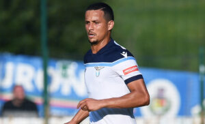 Luiz Felipe, striscione per lui: «Il mio amico speciale»