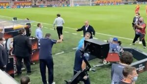 Sarri Terim, il saluto speciale prima di Galatasaray Lazio – VIDEO