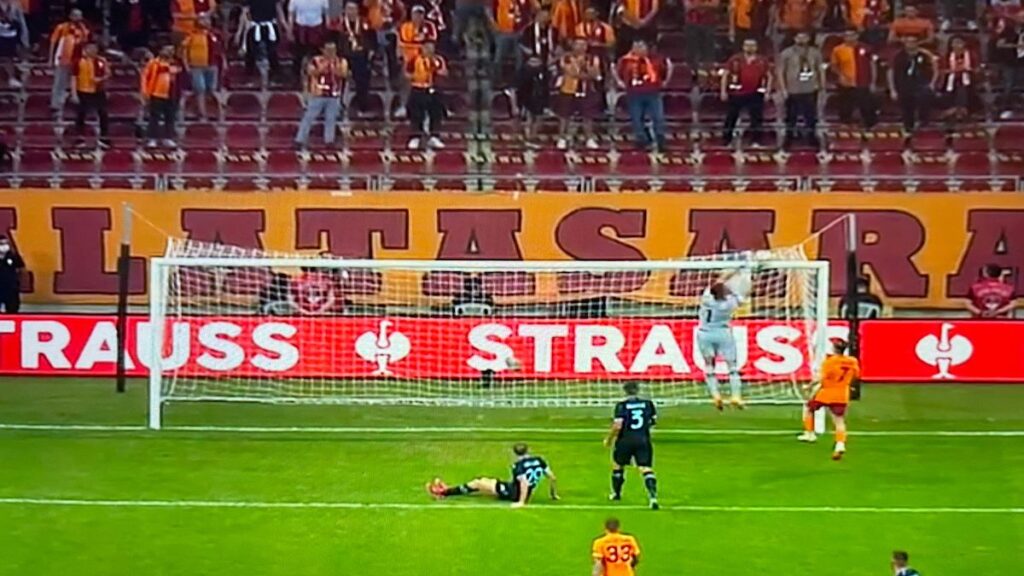 Galatasaray Lazio: che errore Strakosha! Turchi in vantaggio - VIDEO 1 Galatasaray
