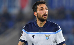 Serie A, Cataldi protagonista in Un rosso alla violenza – FOTO