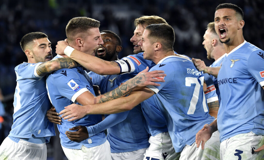 Ventola: «Inter superiore alla Lazio». Ma Adani e Cassano... 1 esult gol Milinkovic LazioInter20211016STA7460