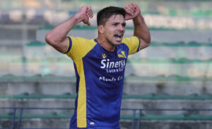 Verona, Simeone: «Sono concentrato per la Lazio. In futuro…»