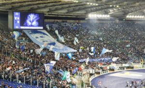 Record Immobile, splendido omaggio della Nord. Ciro si commuove FOTO