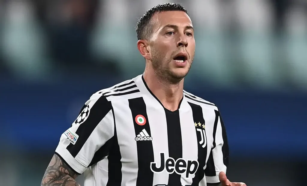 Rinnovo Bernardeschi, l'agente: «Non si immagina in un club che non sia top» 1 Bernardeschi