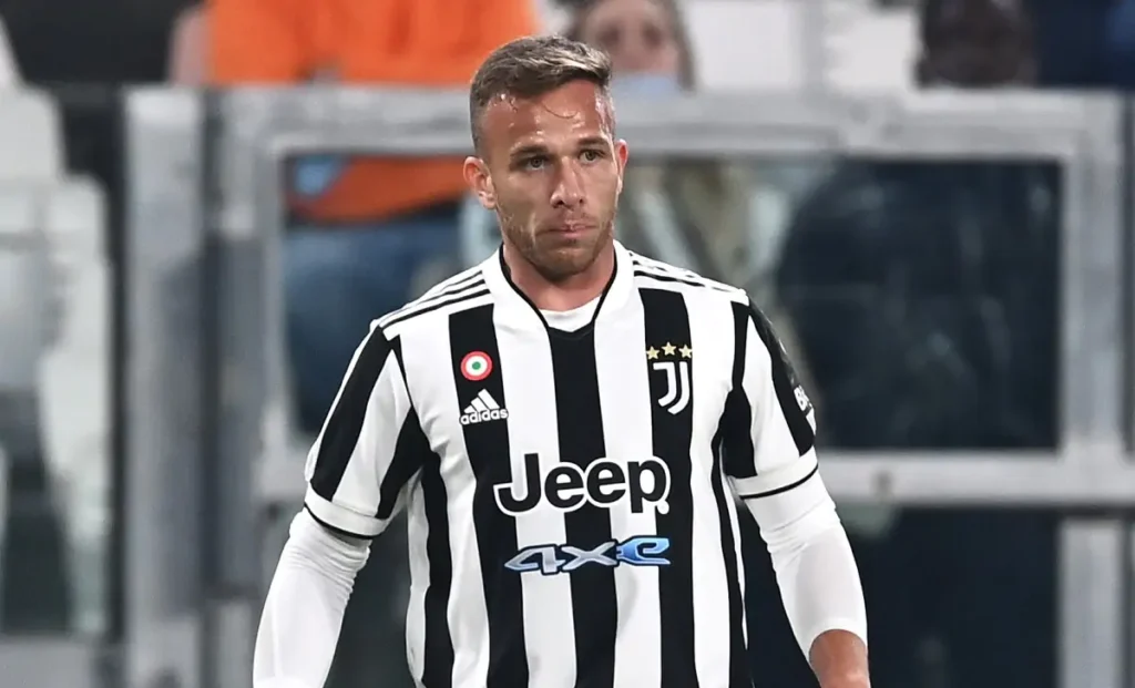 Mercato Lazio, Arthur resta un nome CALDO: prossime ore DECISIVE, si cerca l'accordo sull'INGAGGIO 1 Arthur