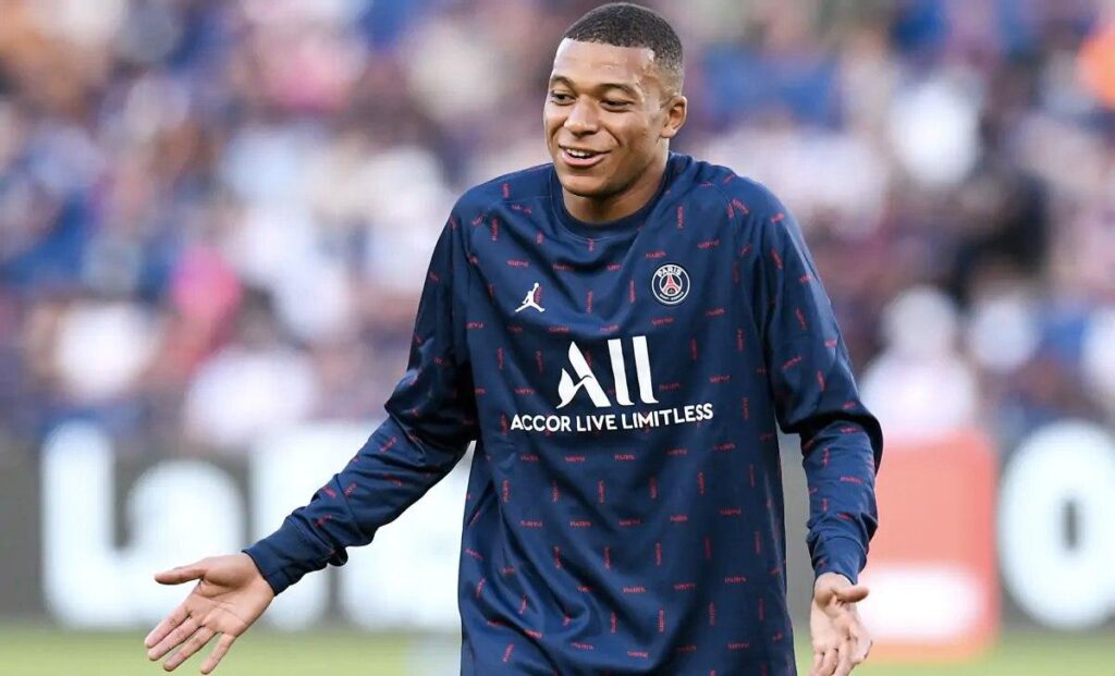 Mbappè al Real Madrid: ingaggio faraonico per l'attaccante francese 1 photo 2022 01 31 13 09 10