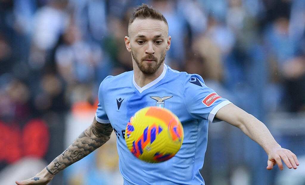 Infortunio Lazzari, il terzino brucia i tempi: in campo prima del derby? 1 Lazzari 1 1