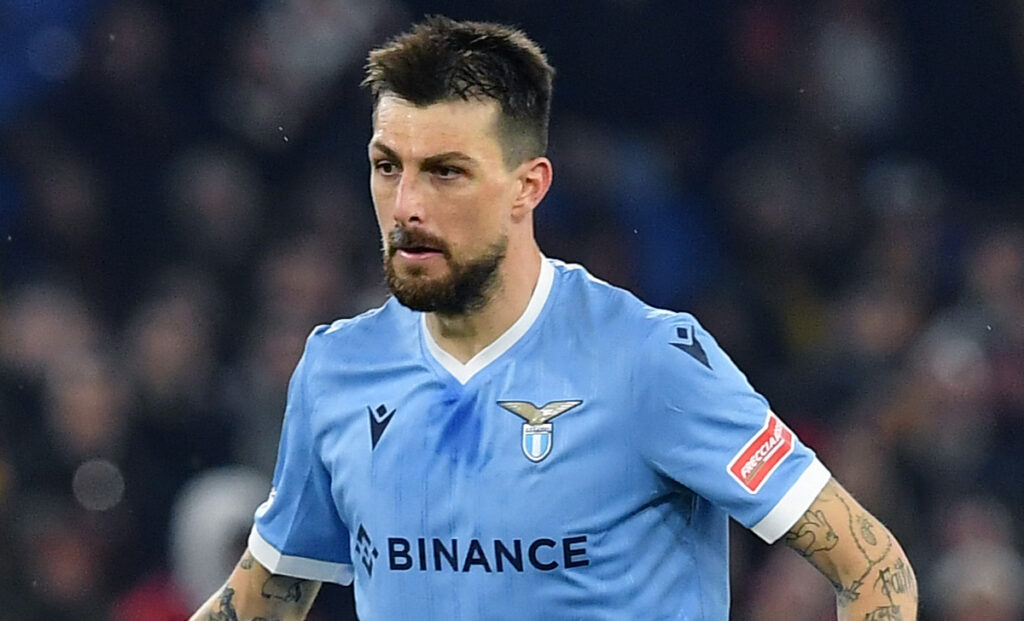 Acerbi Inter, continua l'attesa del difensore: la situazione 1 Acerbi 2