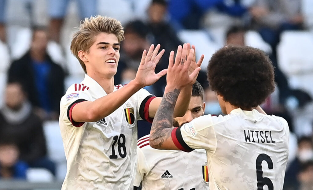 Lazio, casting per il centrocampo: certezza Vecino, sogno De Ketelaere 1 De Ketelaere