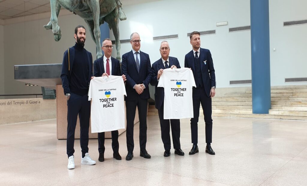 Immobile in Campidoglio: «Derby visto in tutto il mondo, sensibilizzeremo le persone alla pace» - VIDEO 1 Immobile Campidoglio