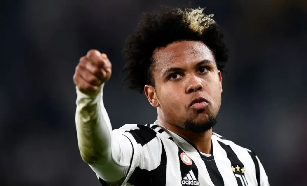 Juve Lazio, l'infortunio di McKennie preoccupa Thiago Motta: le condizioni in vista del big match 1 MCKENNIE