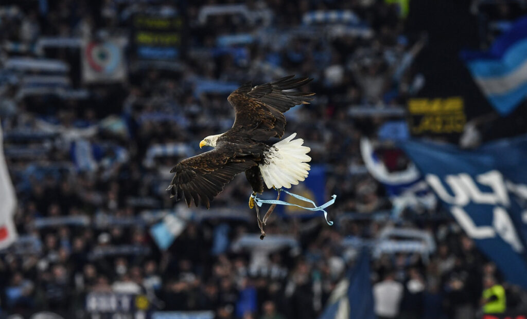 Presentazione maglie Lazio, ecco gli ospiti e i calciatori presenti a Piazza del Popolo 1 Olimpia