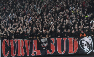 Milan-Inter: Daspo a 15 tifosi milanisti, ecco perchè