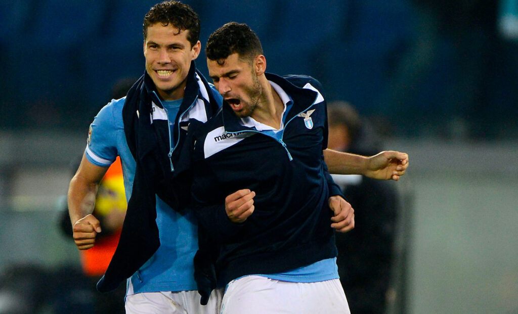 Lazio, il ricordo del club: i biancocelesti espugnano il Meazza battendo l'Inter 1 Candreva Hernanes
