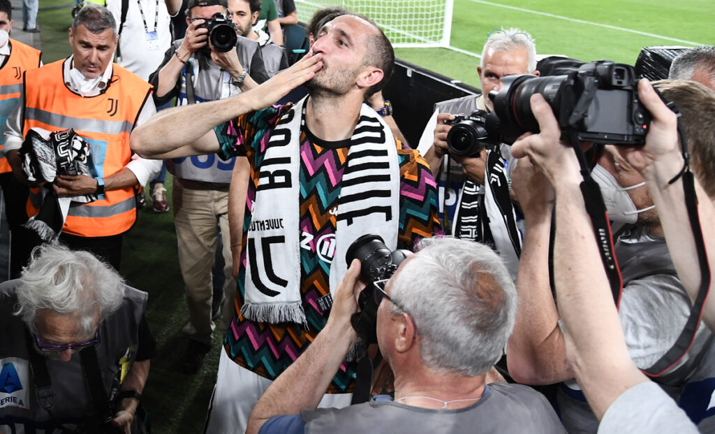 Chiellini: «Non potevo sognare saluto migliore. Valuto di giocare all'estero» 1 Chiellini 2