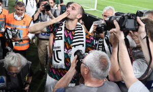 Chiellini: «Non potevo sognare saluto migliore. Valuto di giocare all’estero»