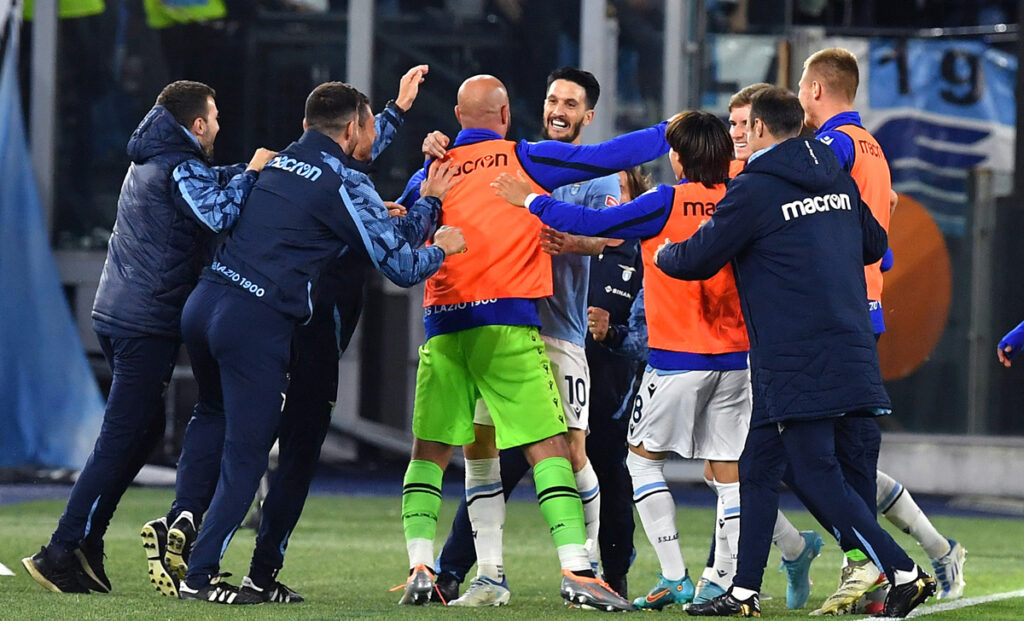 Giocate da applausi, la Lazio lancia il sondaggio per la migliore della stagione 1 Esultanza Lazio