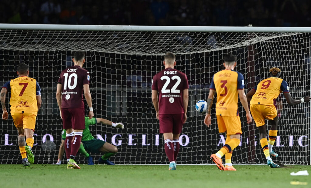 Torino Roma, Abraham e Pellegrini firmano il tris: giallorossi in EL 1 Torino Roma Abraham