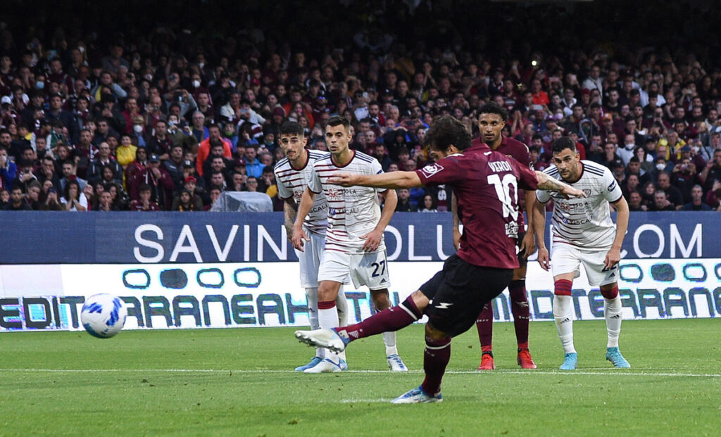 Serie A, solo un pari all'Arechi: il Cagliari strappa un punto alla Salernitana 1 Verdi Salernitana Cagliari