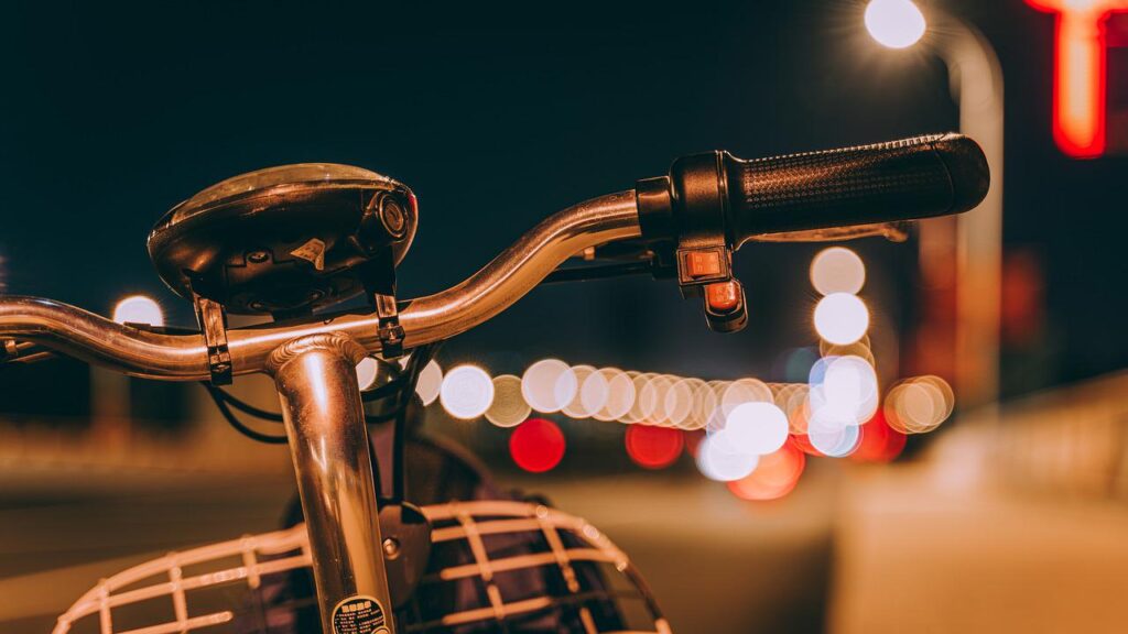 Passione bicicletta: benefici e consigli per scegliere quella giusta 1 bicycle