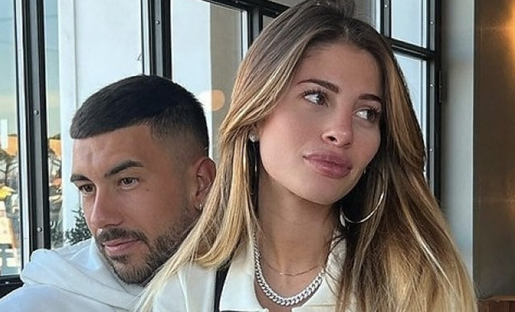 Chiara Nasti, lady Zaccagni racconta i primi giorni di Thiago insieme alla piccola Dea 1 Zaccagni Chiara Nasti