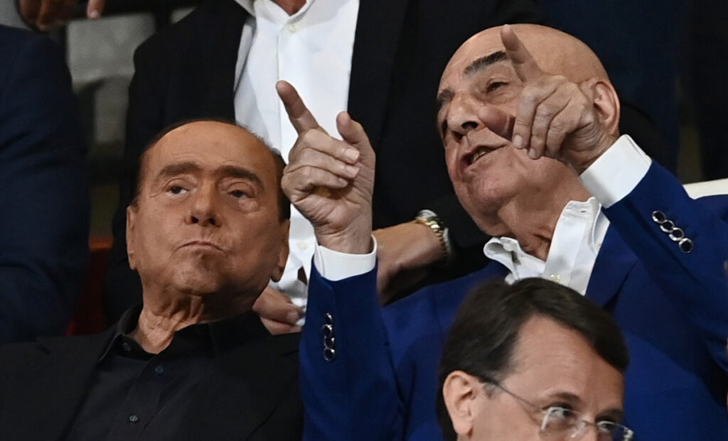 Berlusconi risponde alle polemiche: «Era una battuta da spogliatoio» 1 Berlusconi Galliani