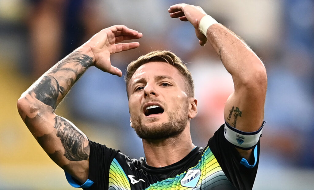 Immobile furioso in panchina: la sua reazione dopo il cambio in Lazio-Sassuolo 1 Immobile 15