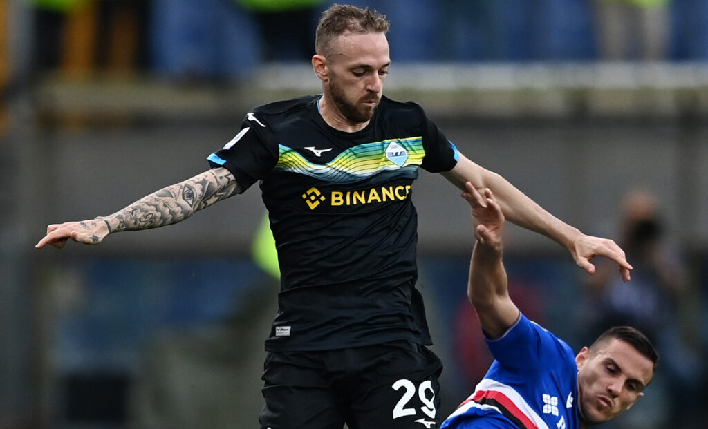 Lazzari e il messaggio ai tifosi: «Non vedo l'ora di ricominciare. Forza Lazio!» VIDEO 1 Lazzari Sampdoria Lazio