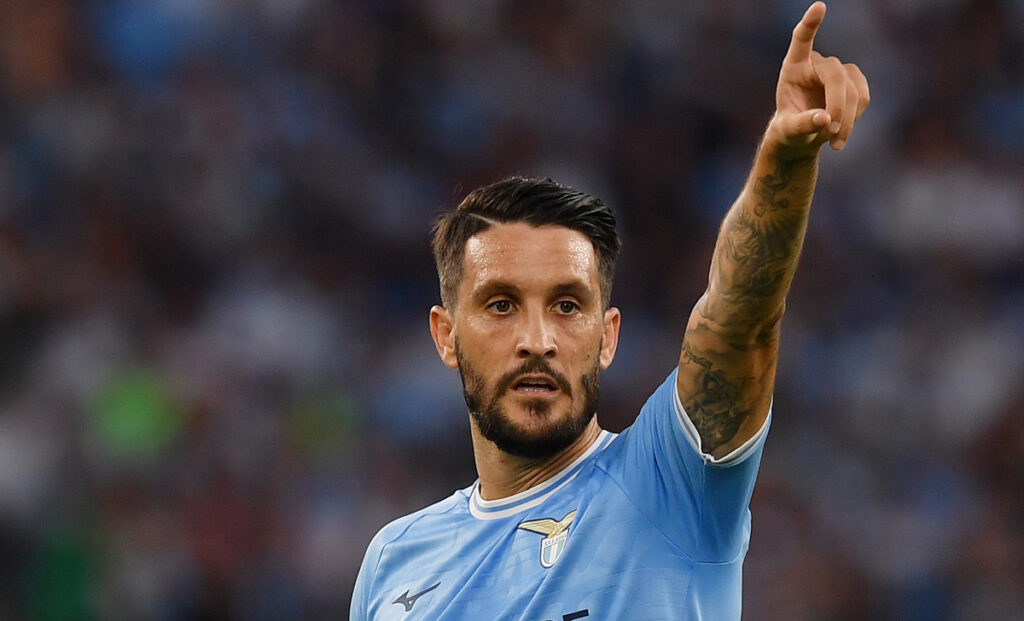 Luis Alberto: «Sono qua da tanti anni. La squadra è cresciuta. Il palo al derby? Un peccato» 1 Luis Alberto