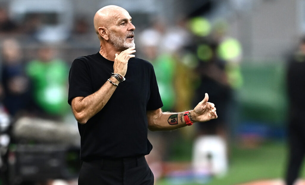 Pioli UFFICIALE, l'ex Milan ha FIRMATO: ecco CHI allenerà, il post social del club 1 Pioli 1