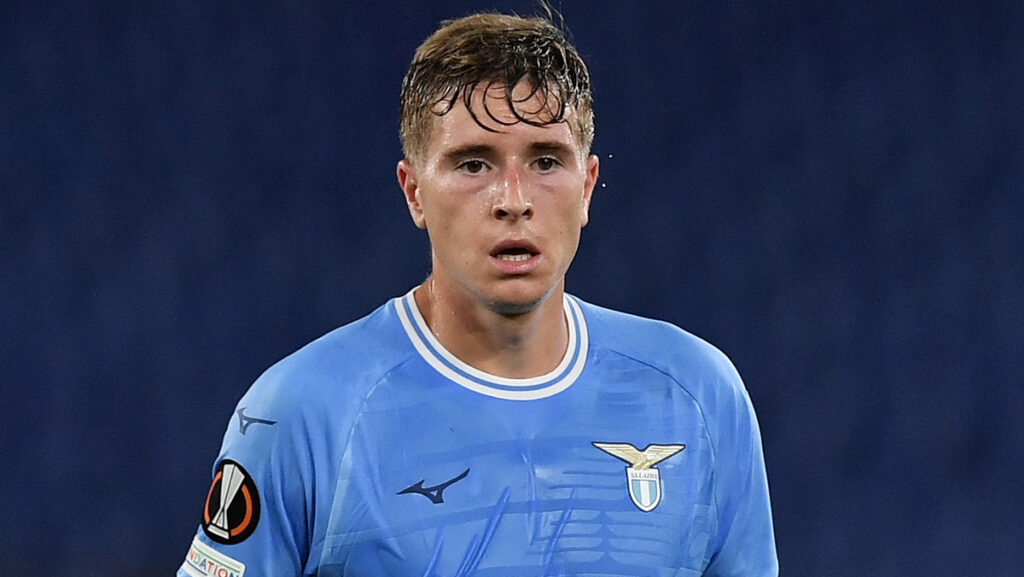 Basic-Lazio, così si è convinto ad andarsene. In allenamento viene usato come… Retroscena 1 Basic