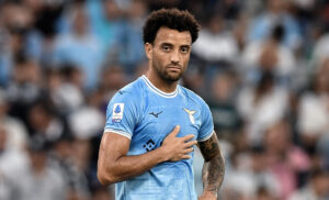 Lazio, la doppia faccia dei rinnovi: squadra vecchia ma con senso d’appartenenza