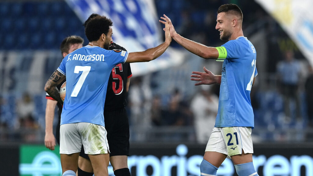 La Lazio sfotte il Midtjylland: «Made in Italy, Rome edition» - FOTO 1 Felipe Anderson Milinkovic Savic Lazio Midtjylland