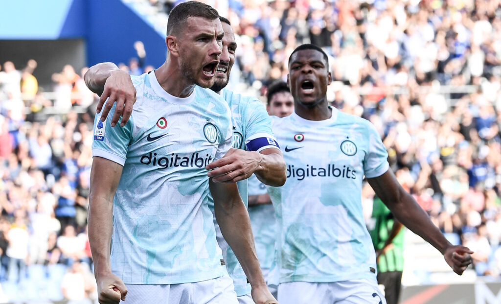 Serie A, Dzeko stende il Sassuolo: è 1-2 per l'Inter 1 Inter Dzeko