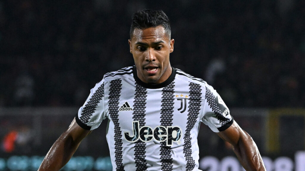 Alex Sandro a Dazn: «Mister Allegri sarà sempre con noi, il nostro...» 1 Alex Sandro