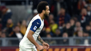 Pagelle Roma Lazio: muro Romagnoli. Pipe avvelenato. Cataldi, testa e cuore