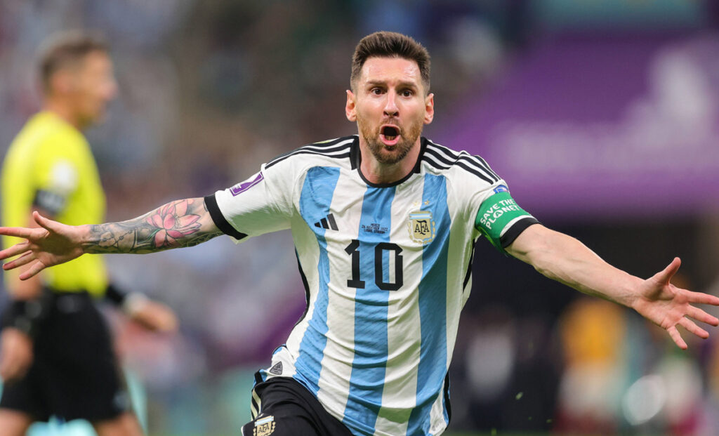 Salas pazzo di Messi: «Merita di essere il migliore della storia» 1 Messi 3 1