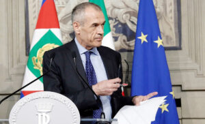 Cottarelli: «Decreto salva-calcio? Utile solo per chi non ha mai pagato le tasse»