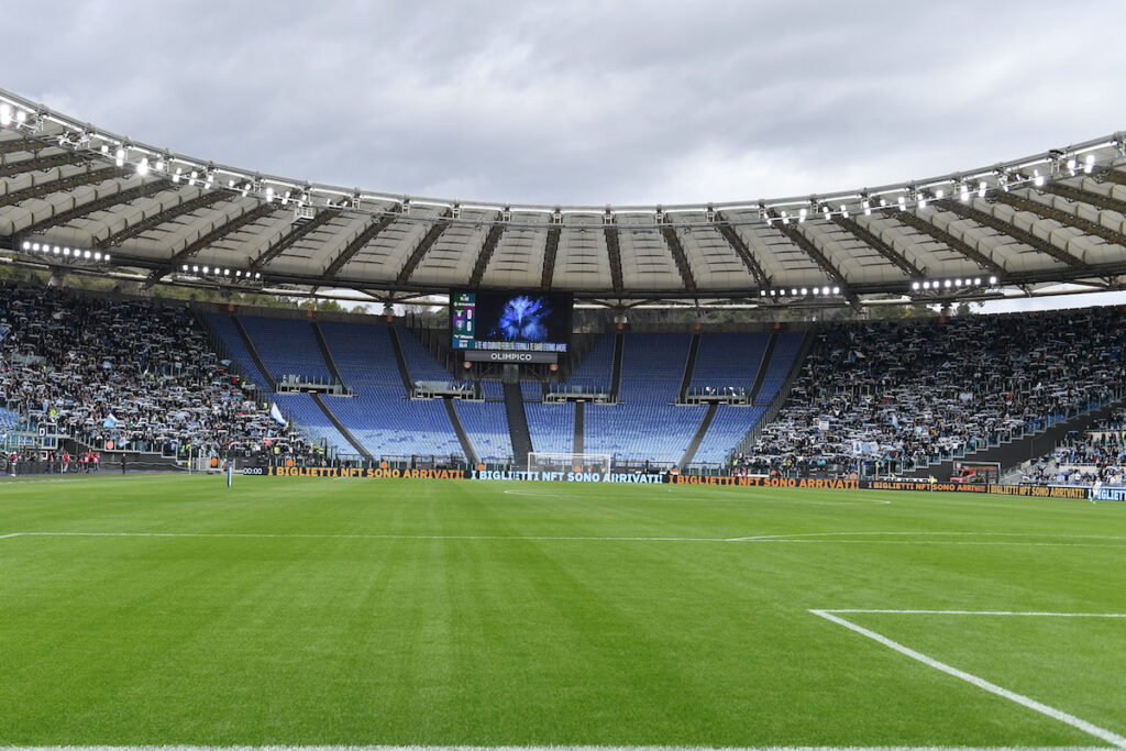 Napoli Lazio, limitazioni per i tifosi: venduti pochissimi biglietti per il settore ospiti 1 tifosi lazio curva nord