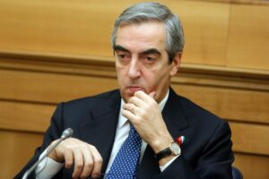 Gasparri: «Esprimo sconcerto per gli esiti delle indagini di Marino su atti a danno di Lotito»