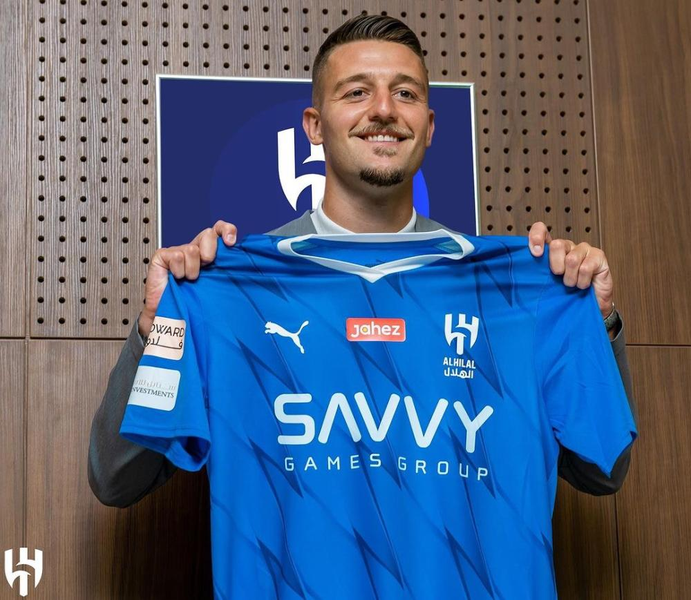 Milinkovic-Al Hilal, la firma sul contratto del giocatore serbo: FOTO 22 image 10