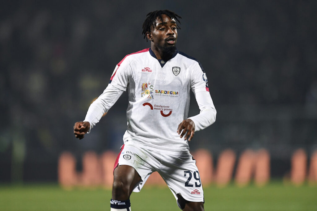 Makoumbou espulso in Lazio-Cagliari dopo la correzione del Var: cosa è successo 1 Makoumbou MP1 7763