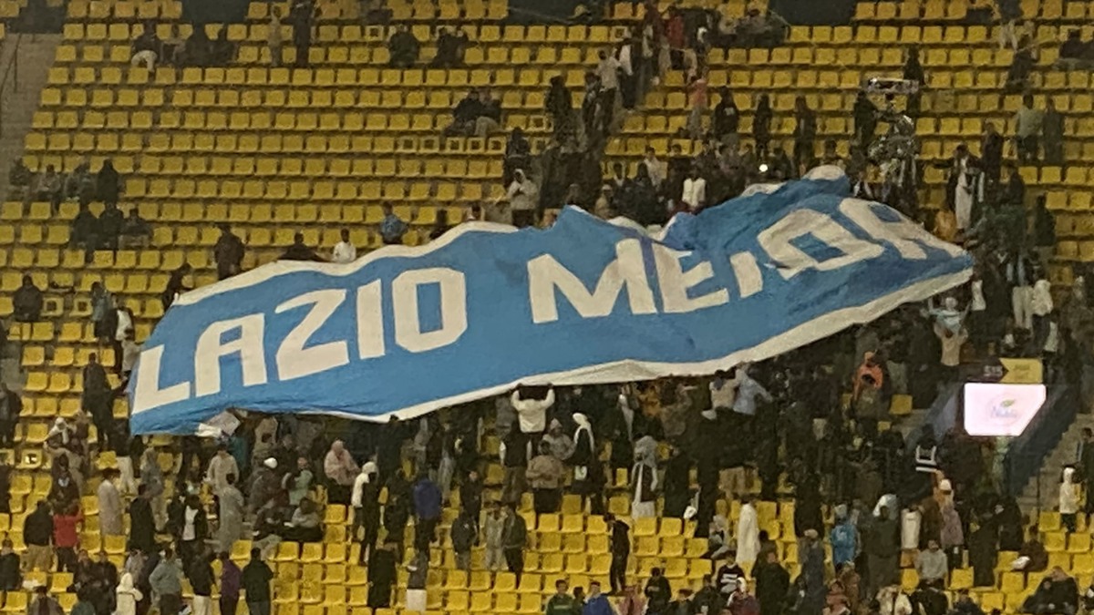 Striscione anti Lazio