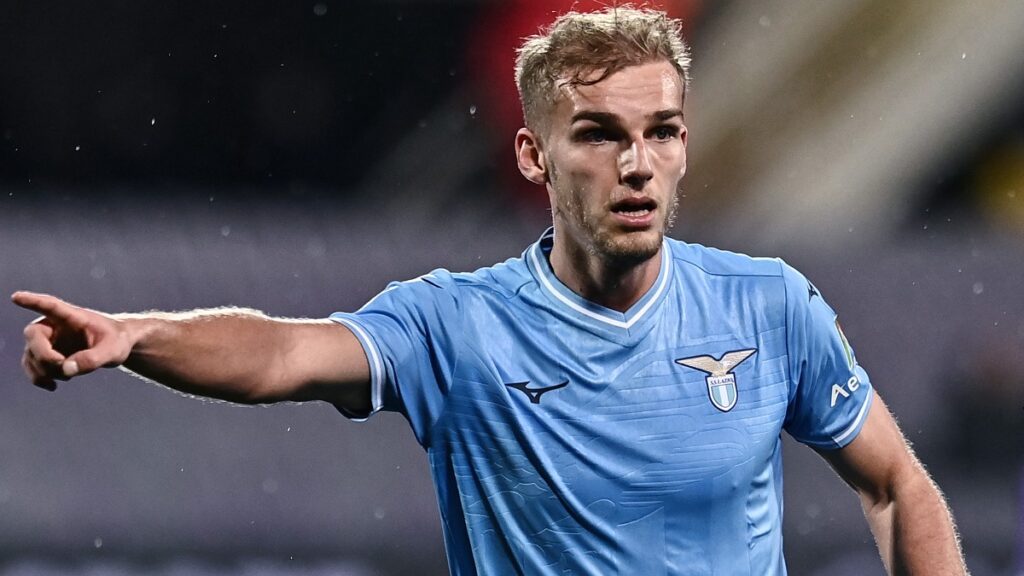 Calciomercato Lazio, Galatasaray pronto all'AFFONDO per Isaksen? Prima una cessione e poi... LO SCENARIO 1 Isaksen